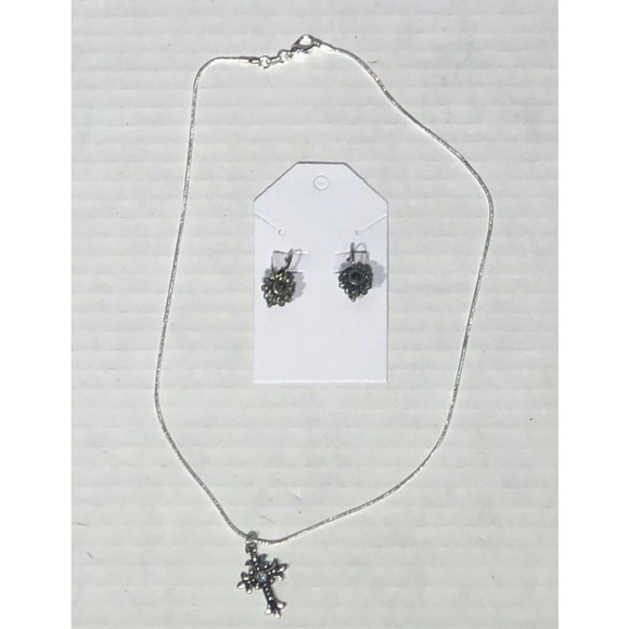 Vintage Cross Pendant Chain Necklace Dangle Earrings Jewelry Set - Picture 1 of 5